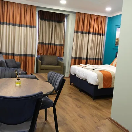 Otel My House *